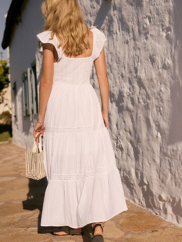 Robe d’été Next en blanc
