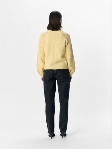 OBJECT Sweater in Yellow