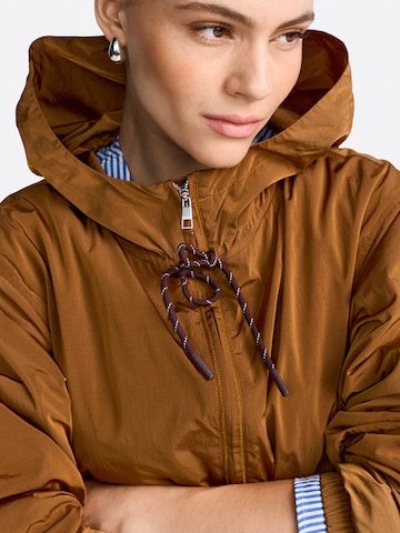 Veste mi-saison Rich & Royal en marron