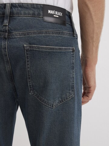 Mavi Regular Jeans 'HUNTER' in Blau