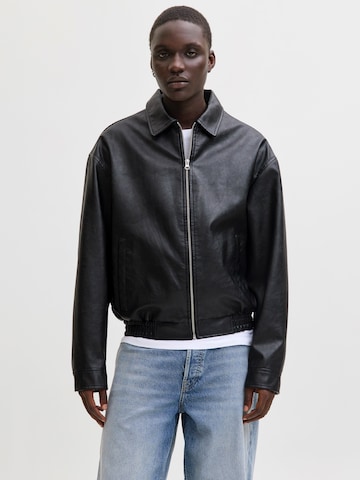 JACK & JONES Overgangsjakke 'JJLEON' i sort: forside