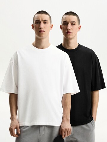 Bershka Bluser & t-shirts i sort: forside