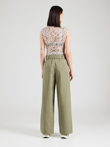 Wide Leg Pantalon à pince 'COUNT' Freequent en vert