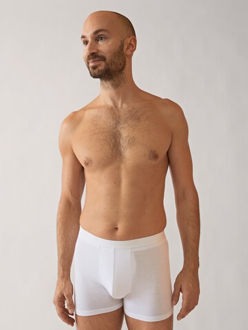 ARMEDANGELS Boxer shorts 'Ricaard' in White: front