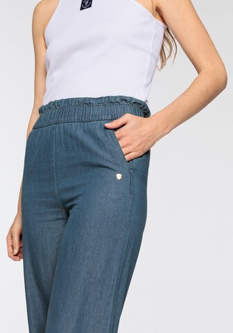 DELMAO Loose fit Pants in Blue