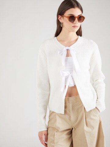 PIECES Cardigan 'PCRILLY' i hvid: forside