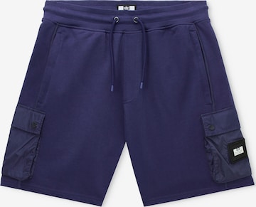 Weekend Offender Cargo Pants 'Noreaster' in Blue: front