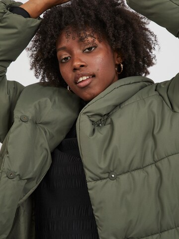 Manteau d’hiver 'Loui' VILA en vert