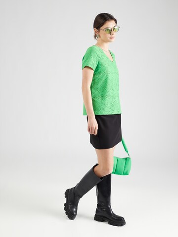 T-shirt 'FEODORA' OBJECT en vert