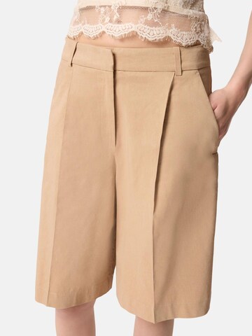 PINKO Normalny krój Spodnie 'PINKO BRYANA BERMUDA LINO STRETCH BERMUDA' w kolorze beżowy