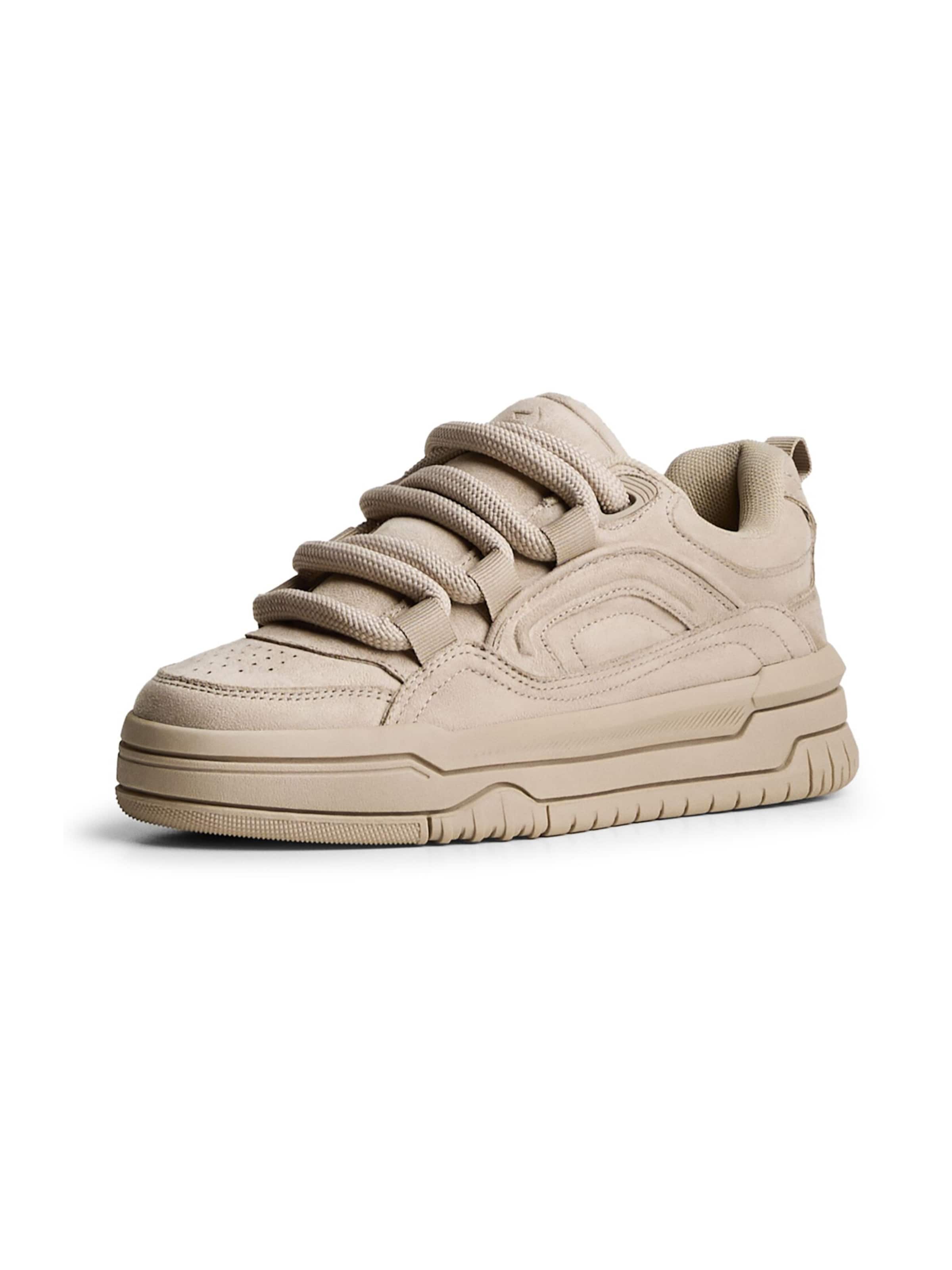 BershkaNiske tenisice - bež boja: prednji dio