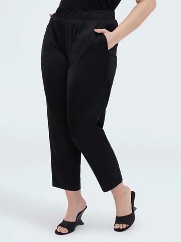 Regular Pantalon Fiorella Rubino en noir