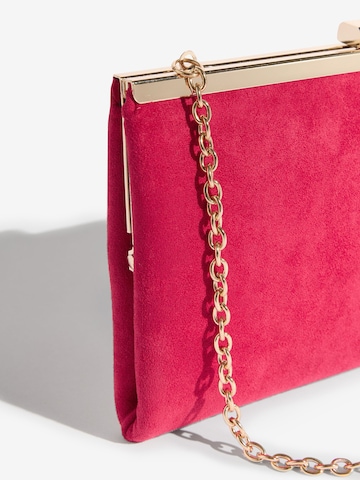 Friends Like These Clutch in Rot