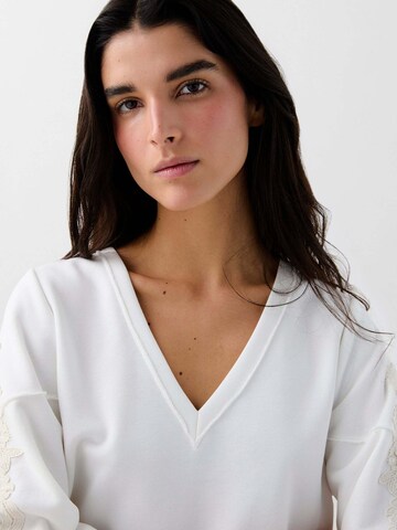 Pull-over ' ' Scalpers en blanc