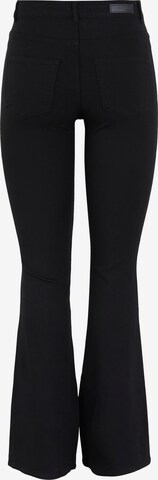 évasé Pantalon PIECES en noir