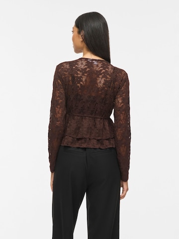 VILA - Camiseta en marrón