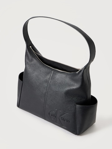 Calvin Klein Taška přes rameno – černá