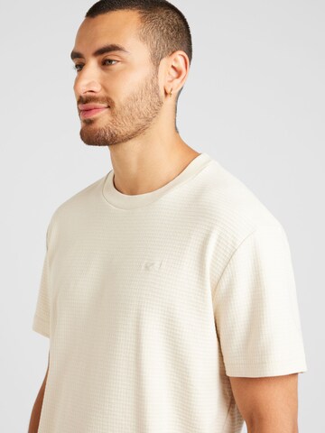 HOLLISTER T-Shirt in Beige