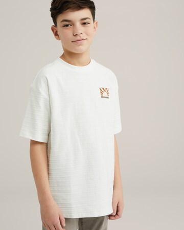 WE Fashion Shirt in White: front
