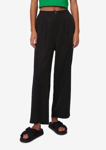 Marc O'Polo DENIM Regular Pleat-Front Pants in Black: front