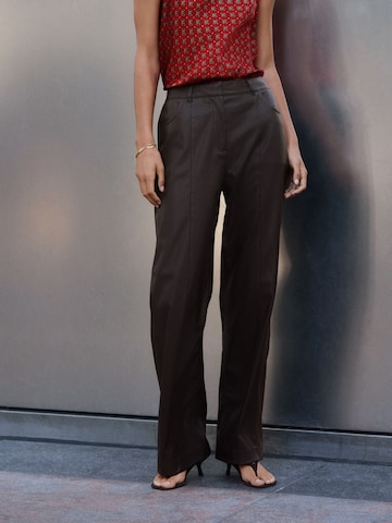 Next Wide leg Broek in Bruin: voorkant