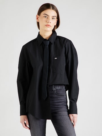 Tommy Jeans Blouse in Black: front