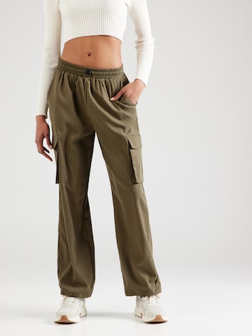 ONLY Wide leg Cargo Pants 'Cashi' in Green: front
