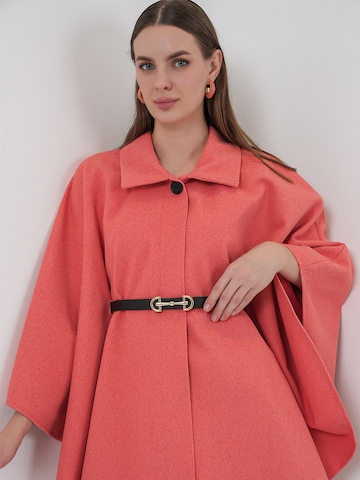 Bigdart Cape in Orange