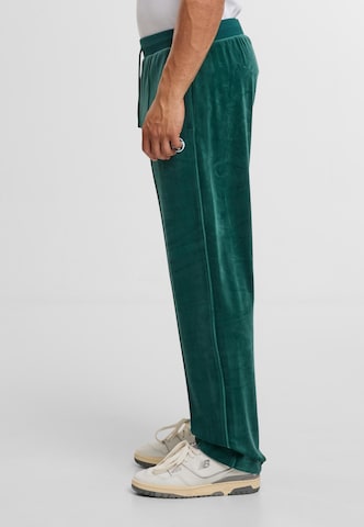 Loosefit Pantaloni di Sergio Tacchini in verde