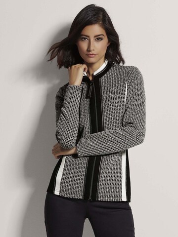 MADELEINE Strickjacke in Weiß: Vorderseite