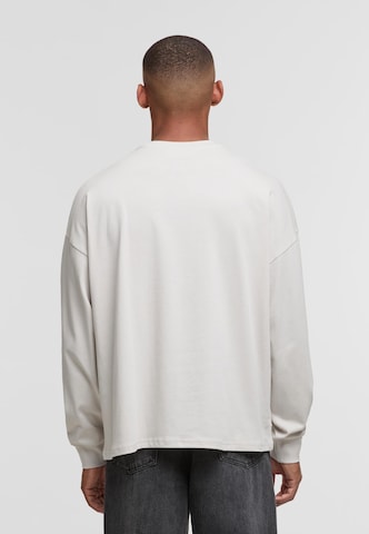 DEF - Camisa 'Berry' em branco