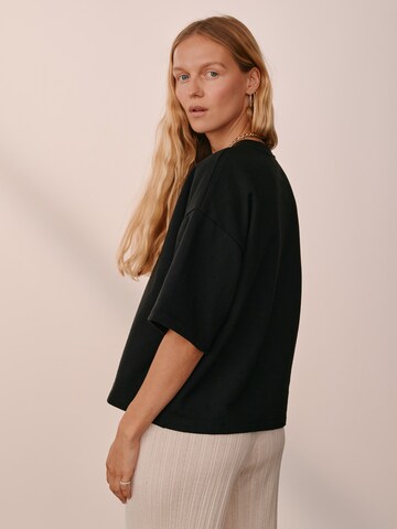 ABOUT YOU x Marie von Behrens Shirt 'Dana' in Zwart