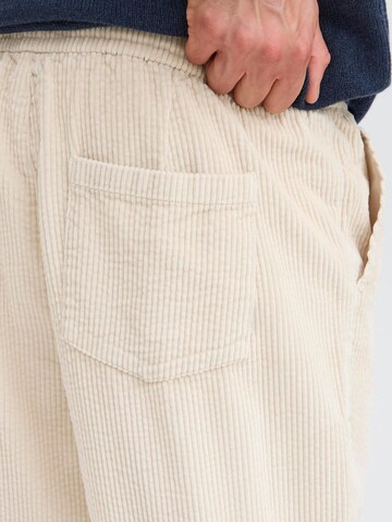 !Solid Loosefit Chinohose ' SDALANN ' in Beige