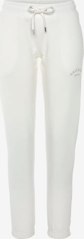 Regular Pantaloni de la LASCANA pe alb: față