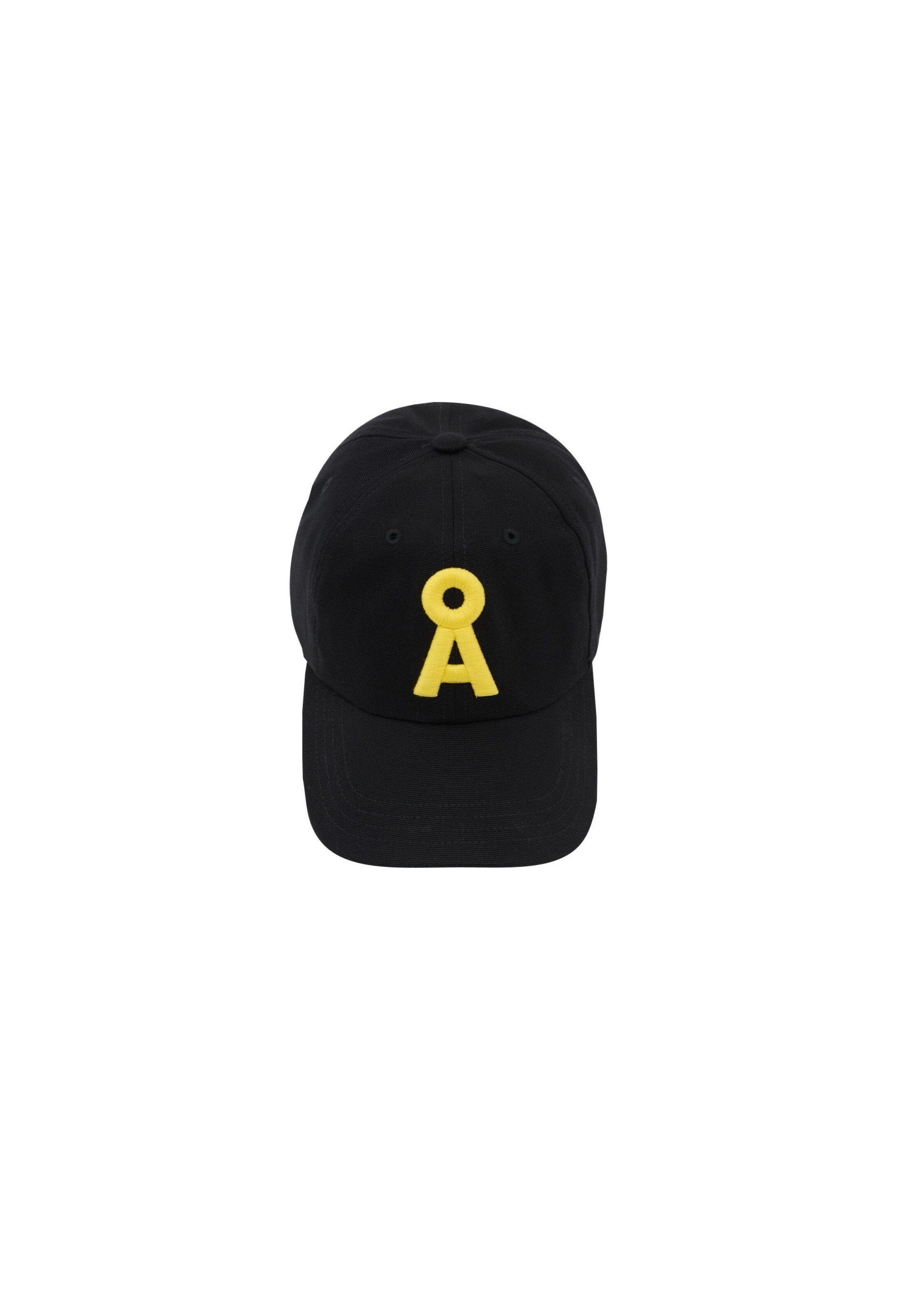 ARMEDANGELS Cap in Black: front