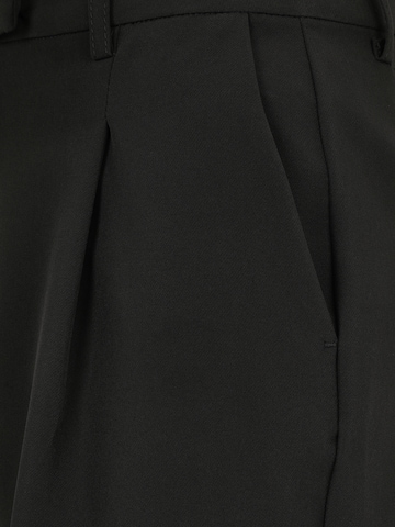 Vero Moda Petite - regular Pantalón plisado 'VMBECCA' en negro