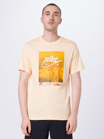 Nike Sportswear Shirt in Orange: front