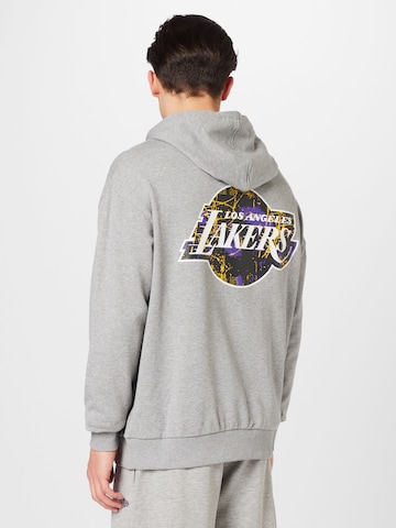 Felpa sportiva 'Los Angeles Lakers' di NEW ERA in grigio