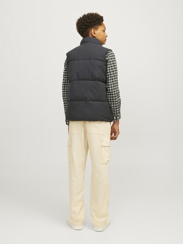 Jack & Jones Junior Vest in Black