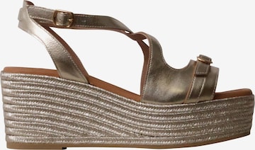 Emilie Karston Sandały 'Napolie-Sandalen mit Keilabsatz aus Leder' w kolorze szary: przód