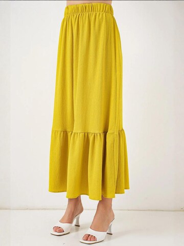 Bigdart Skirt in Yellow