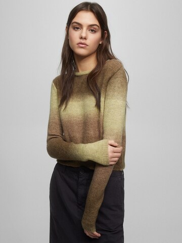 Pull&Bear Sweater in Green: front