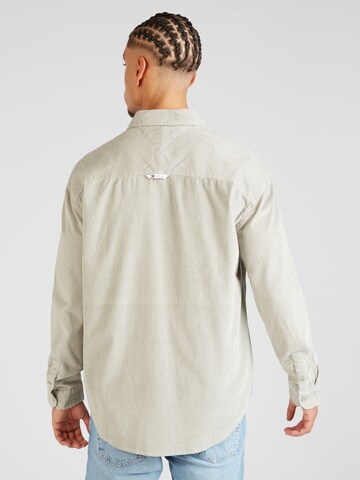 Fit confort Chemise Tommy Jeans en gris