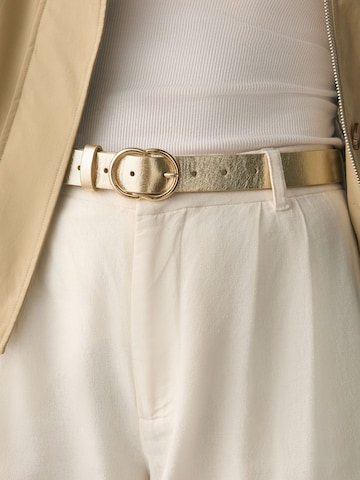 Next Ремень в Золотой