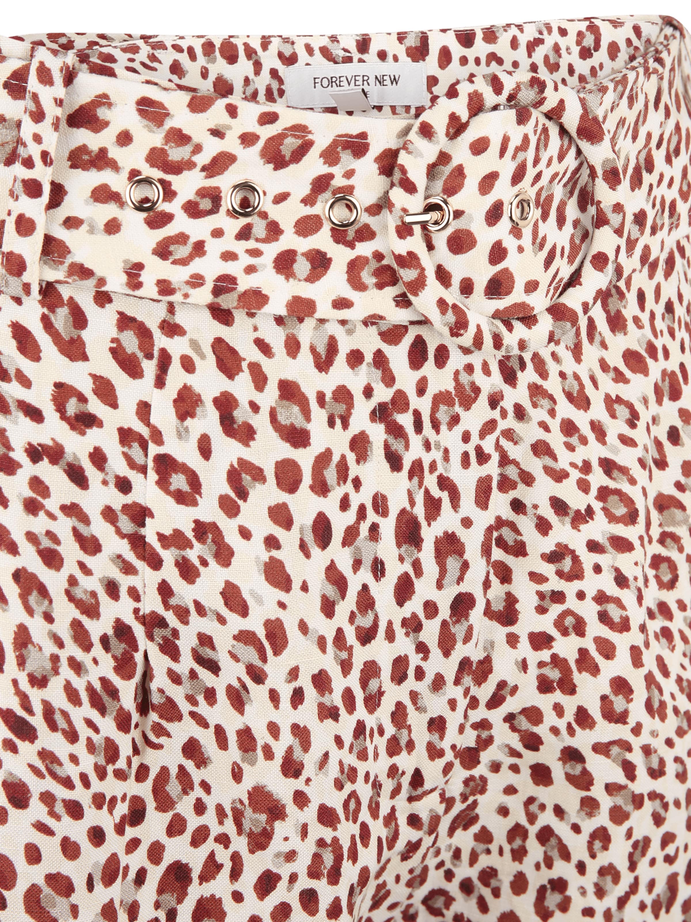 regular Pantaloni di Forever New Petite in beige