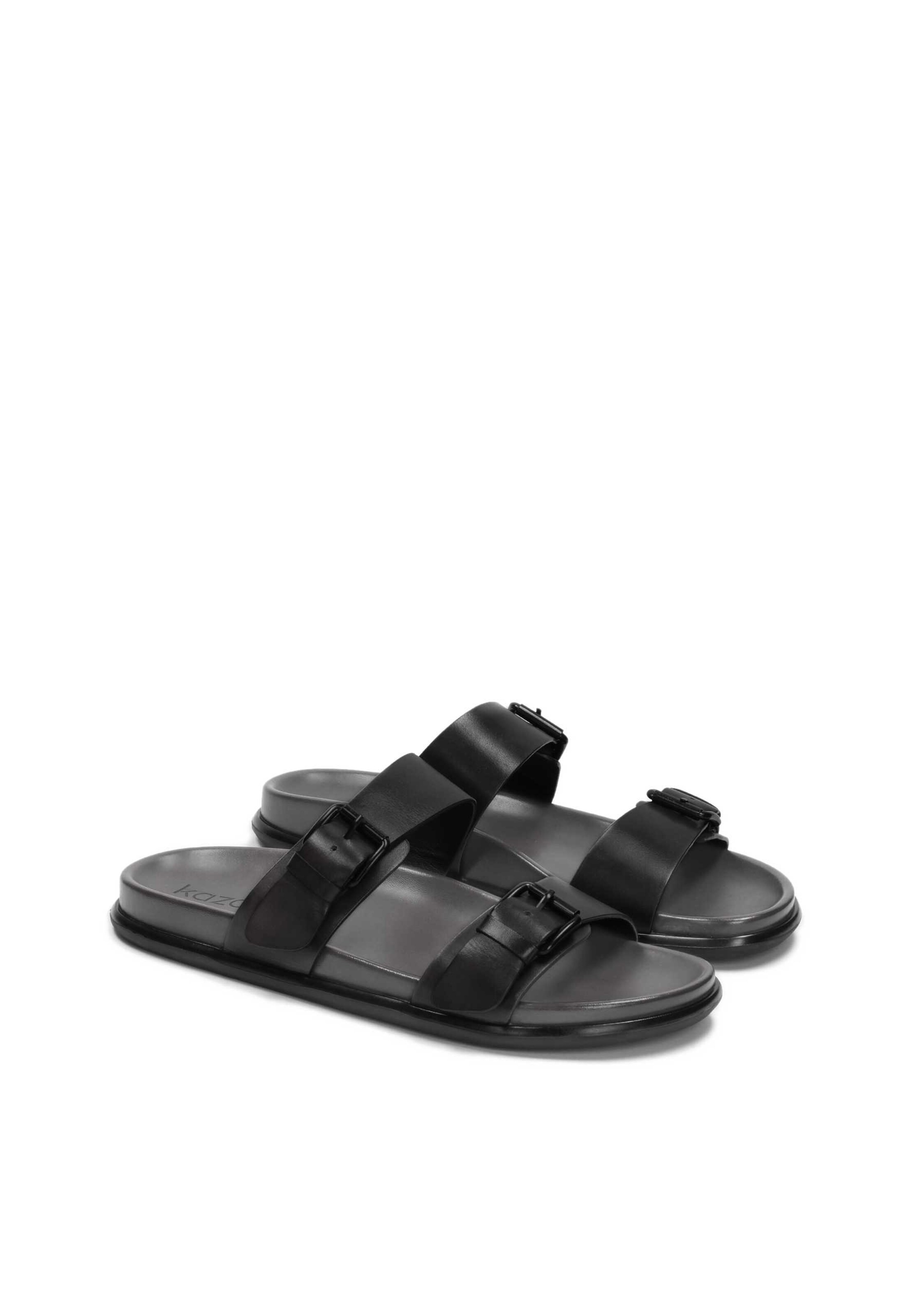 Saboți de la Kazar pe negru