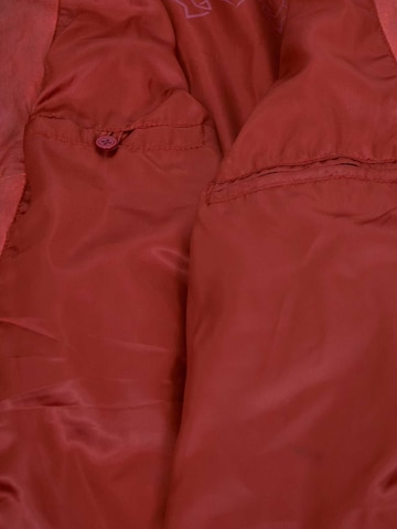 MADDOX - Chaqueta de entretiempo 'Borneo' en rojo