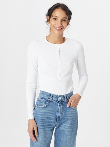 Abercrombie & Fitch Shirt in White: front