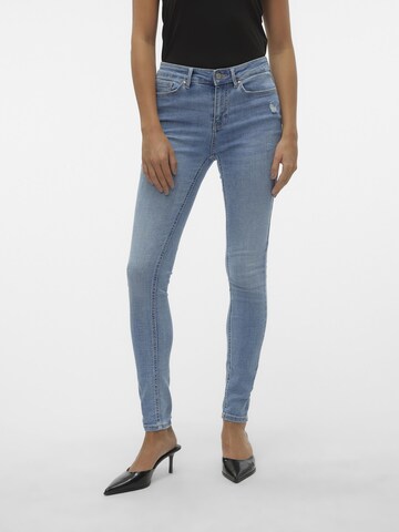 VERO MODA Regular Jeans 'FLASH' in Blauw: voorkant