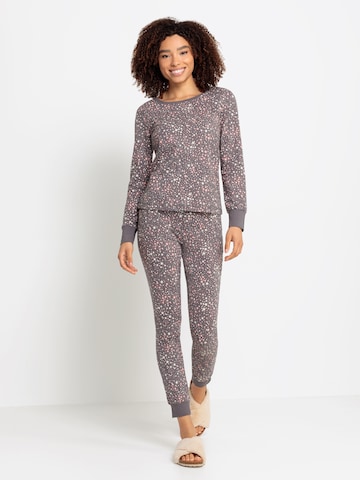 VIVANCE Pajama 'Dreams' in Grey: front